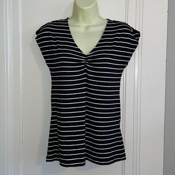 Elliott Lauren black & white striped V neck knit top - Picture 1 of 5